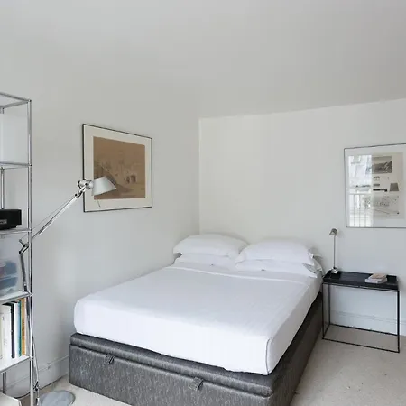 Rue Des Petits Carreaux By Onefinestay Apartament